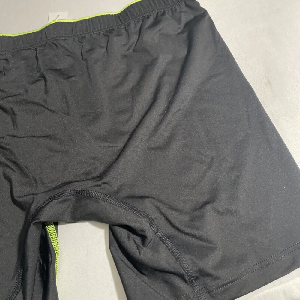 NIB $30 2(X)IST [ Medium ] Sliq Micro Sliq Long Leg Boxer Brief in Black‎ Green